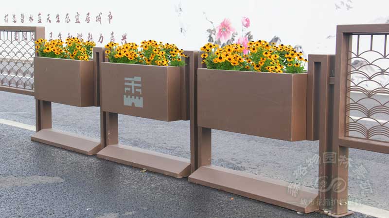 機(jī)非隔離不銹鋼花箱