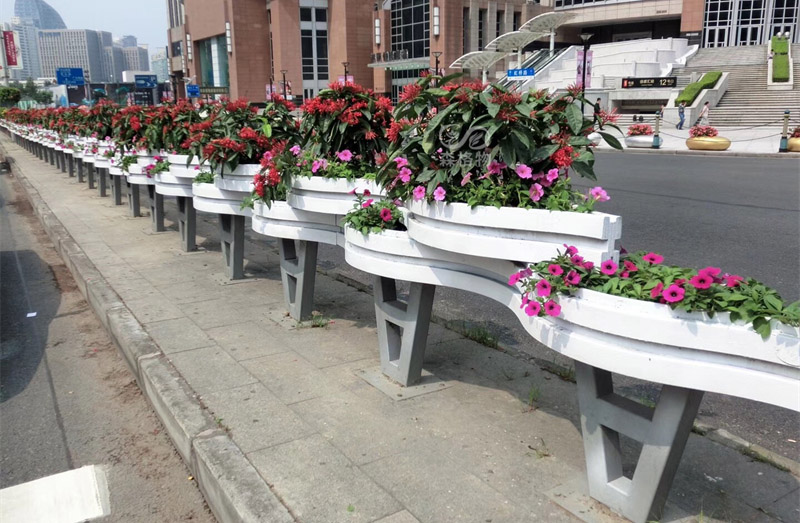 森格物道路花箱護(hù)欄如何安裝？