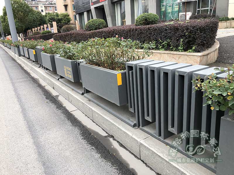 選購不銹鋼花箱要注意哪些細節(jié)？