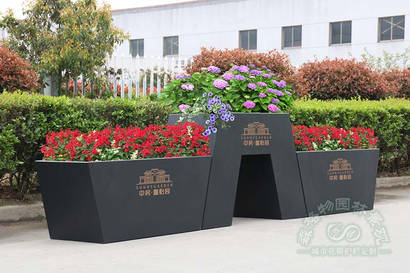 花箱不銹鋼好不好，戶外為什么要用不銹鋼花箱?