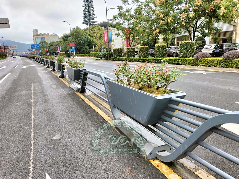 森格物花箱護(hù)欄帶您來了解每款花箱護(hù)欄產(chǎn)品的經(jīng)典魅力！