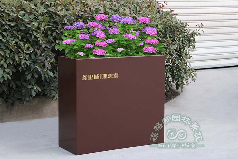 鍍鋅鋼花箱的特性有哪些？