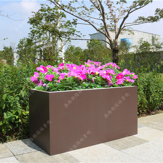 咖色方形鈑金花箱