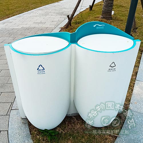 公園創(chuàng)意不銹鋼垃圾桶