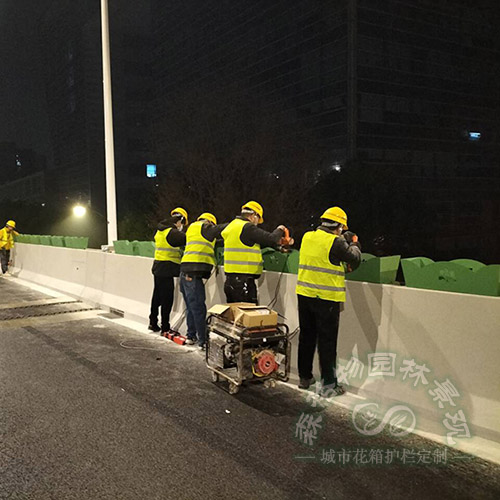 高架橋不銹鋼單體花槽花箱