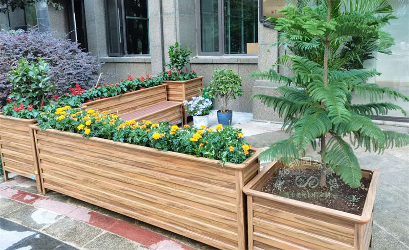 市政道路花箱用什么材質(zhì)的好