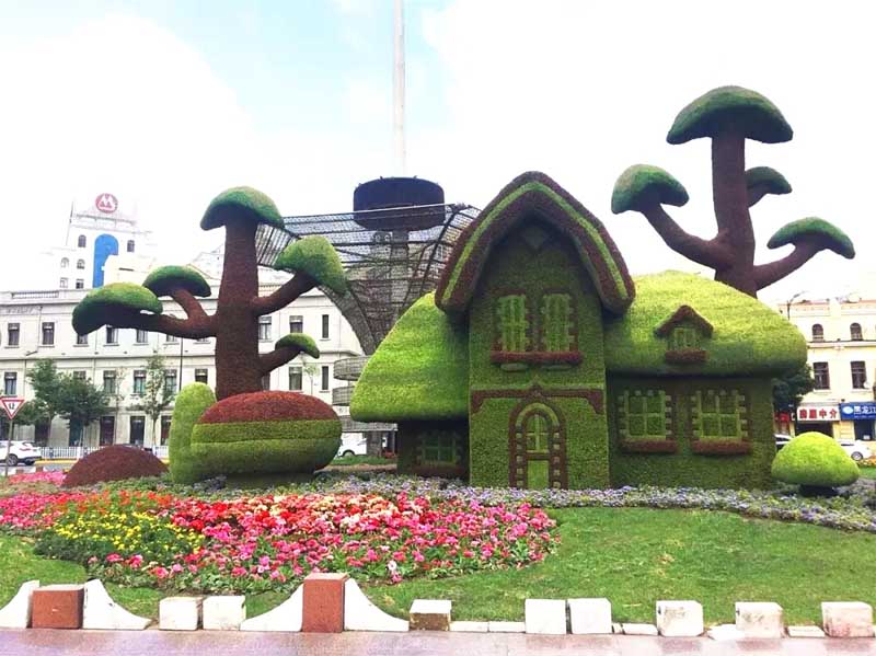 仿真人造綠色雕塑為何如此火爆？的優(yōu)點(diǎn)是什么？