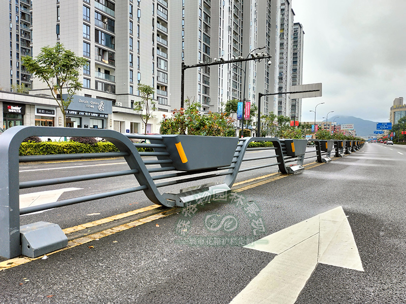 市政護(hù)欄花箱的功能簡介