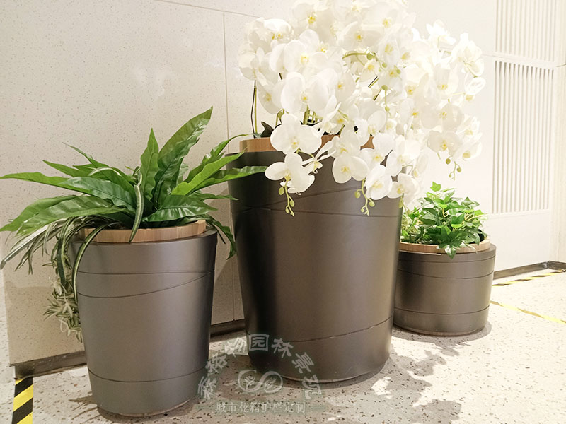 不銹鋼花箱種花好嗎